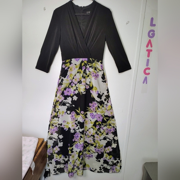 R&K maxi dress floral chiffon a-line size 6, black elegant, stretch. - Picture 2 of 16